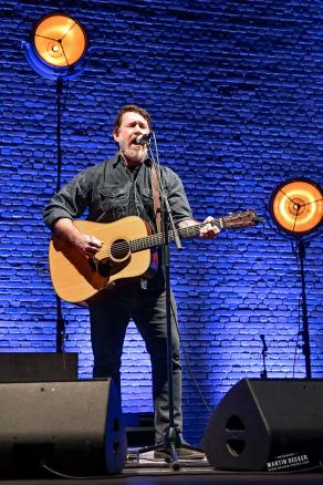 Chuck Ragan - Glühwein Tour 2025 #3, Christuskirche, Bochum, Dezember 2025