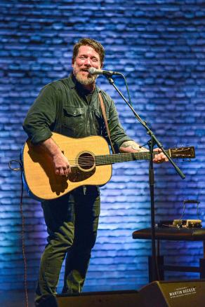 Chuck Ragan - Glühwein Tour 2025 #80, Christuskirche, Bochum, Dezember 2025