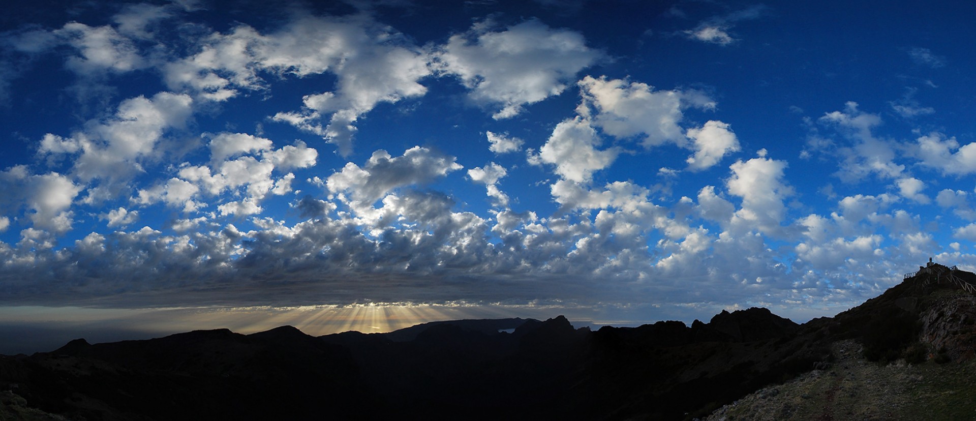 Sonnenuntergang auf dem Pico do Arieiro