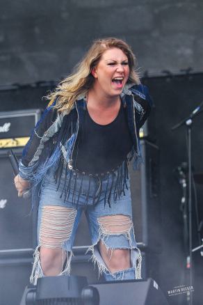 Thundermother live@BOBfest 2025 #1, SparkassenPark Mönchengladbach, July 2025