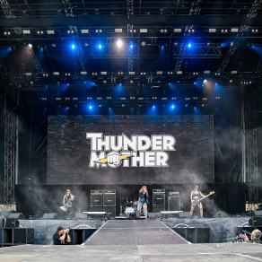 Thundermother live@BOBfest 2025 #49, SparkassenPark Mönchengladbach, July 2025